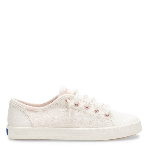 New Keds Girls' Eyelet Kickstart Sneaker. - Picture 3 of 8